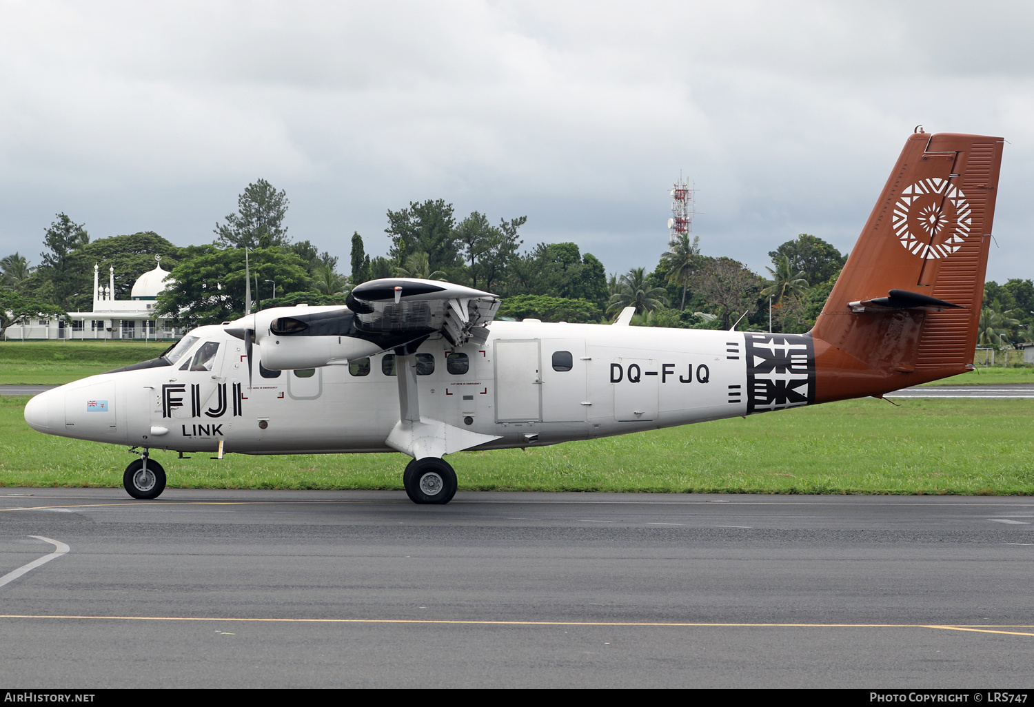Aircraft Photo of DQ-FJQ | Viking DHC-6-400 Twin Otter | Fiji Link | AirHistory.net #543477