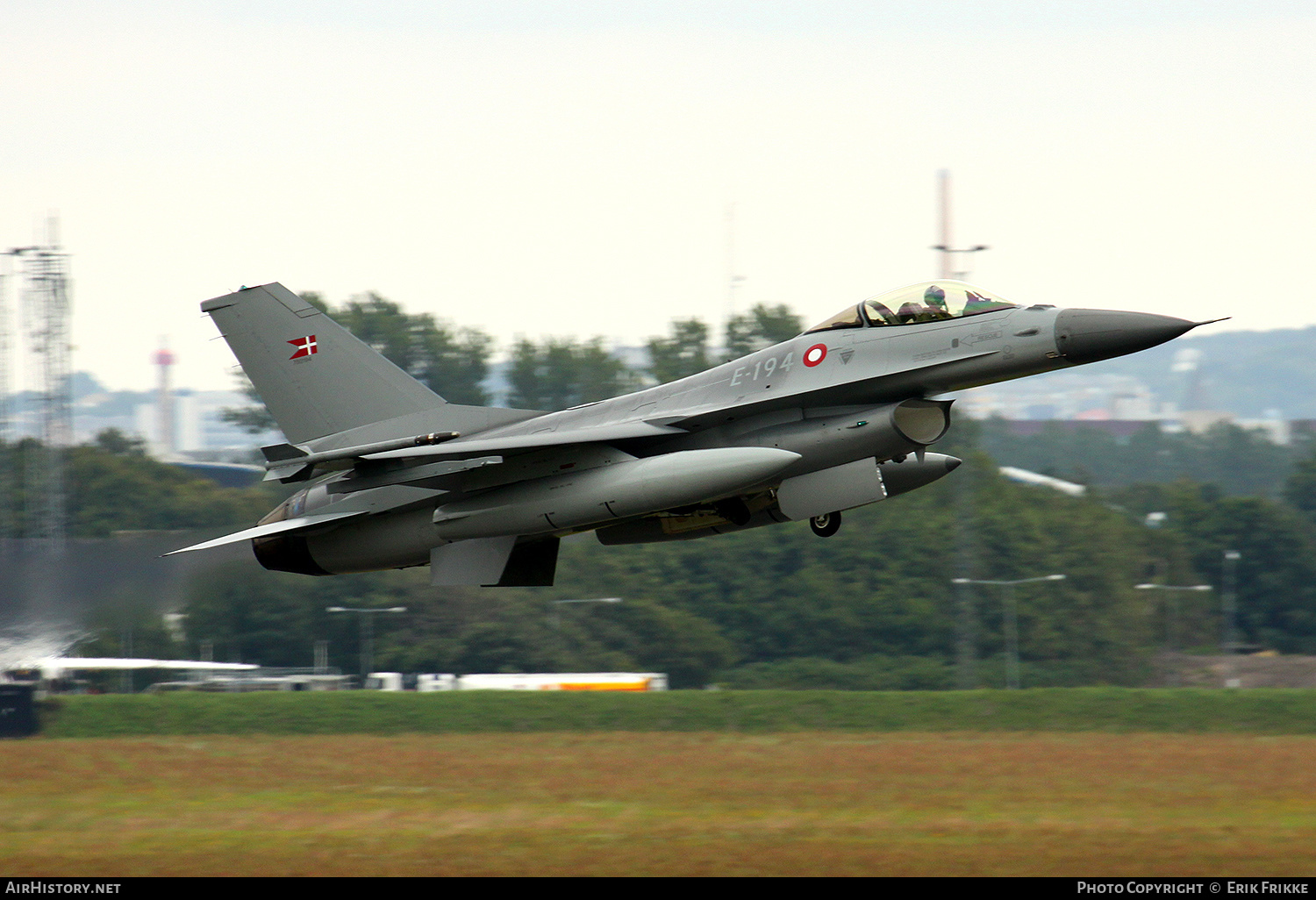 Aircraft Photo of E-194 | General Dynamics F-16AM Fighting Falcon | Denmark - Air Force | AirHistory.net #543483