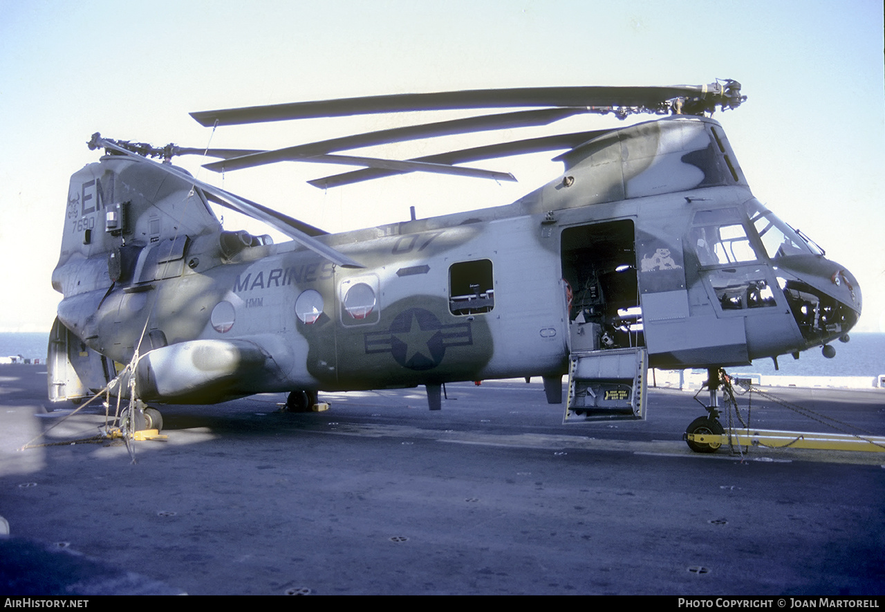 Aircraft Photo of 157690 / 7690 | Boeing Vertol CH-46F Sea Knight | USA - Marines | AirHistory.net #543568