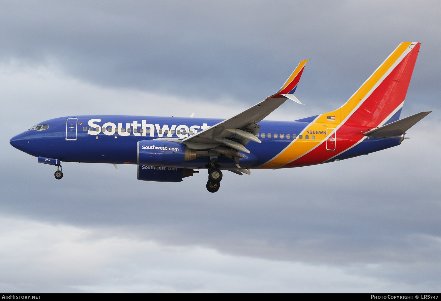 Aircraft Photo of N288WN | Boeing 737-7H4 | Southwest Airlines | AirHistory.net #543618