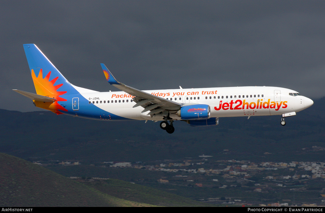 Aircraft Photo of G-JZHL | Boeing 737-800 | Jet2 Holidays | AirHistory.net #543626