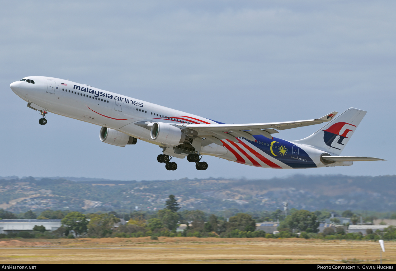 Aircraft Photo of 9M-MTJ | Airbus A330-323E | Malaysia Airlines | AirHistory.net #543774