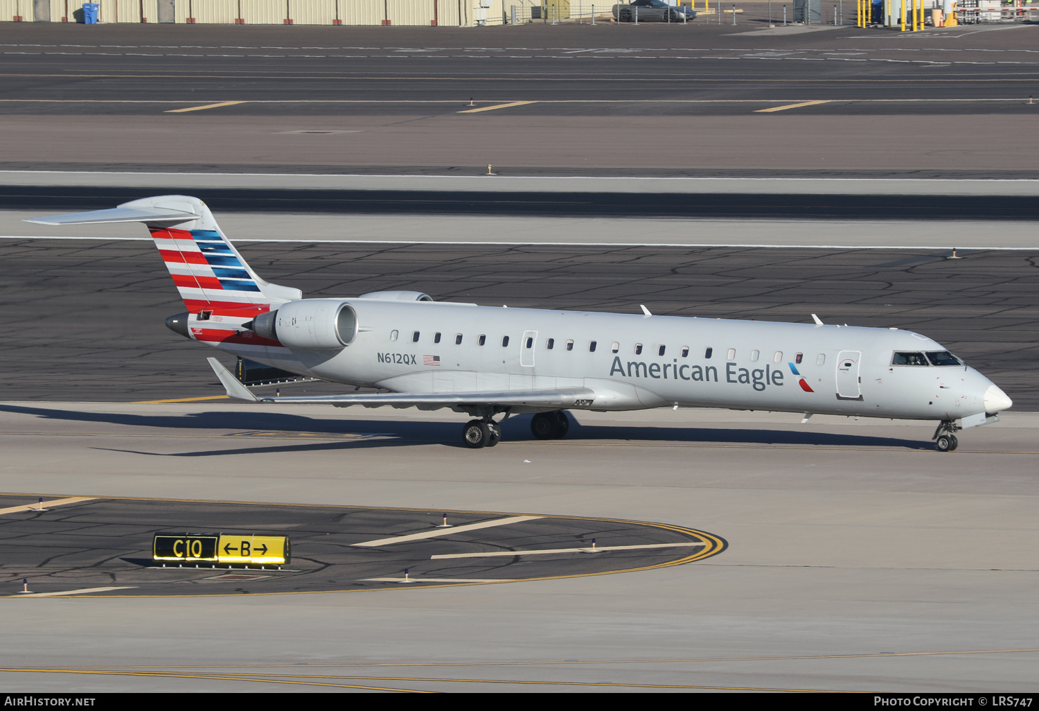 Aircraft Photo of N612QX | Bombardier CRJ-701ER (CL-600-2C10) | American Eagle | AirHistory.net #543798