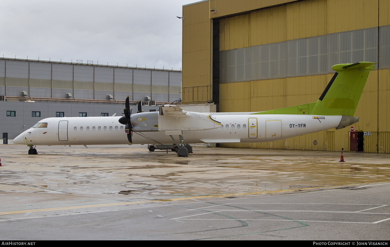Aircraft Photo of OY-YFR | Bombardier DHC-8-402 Dash 8 | AirHistory.net #543800