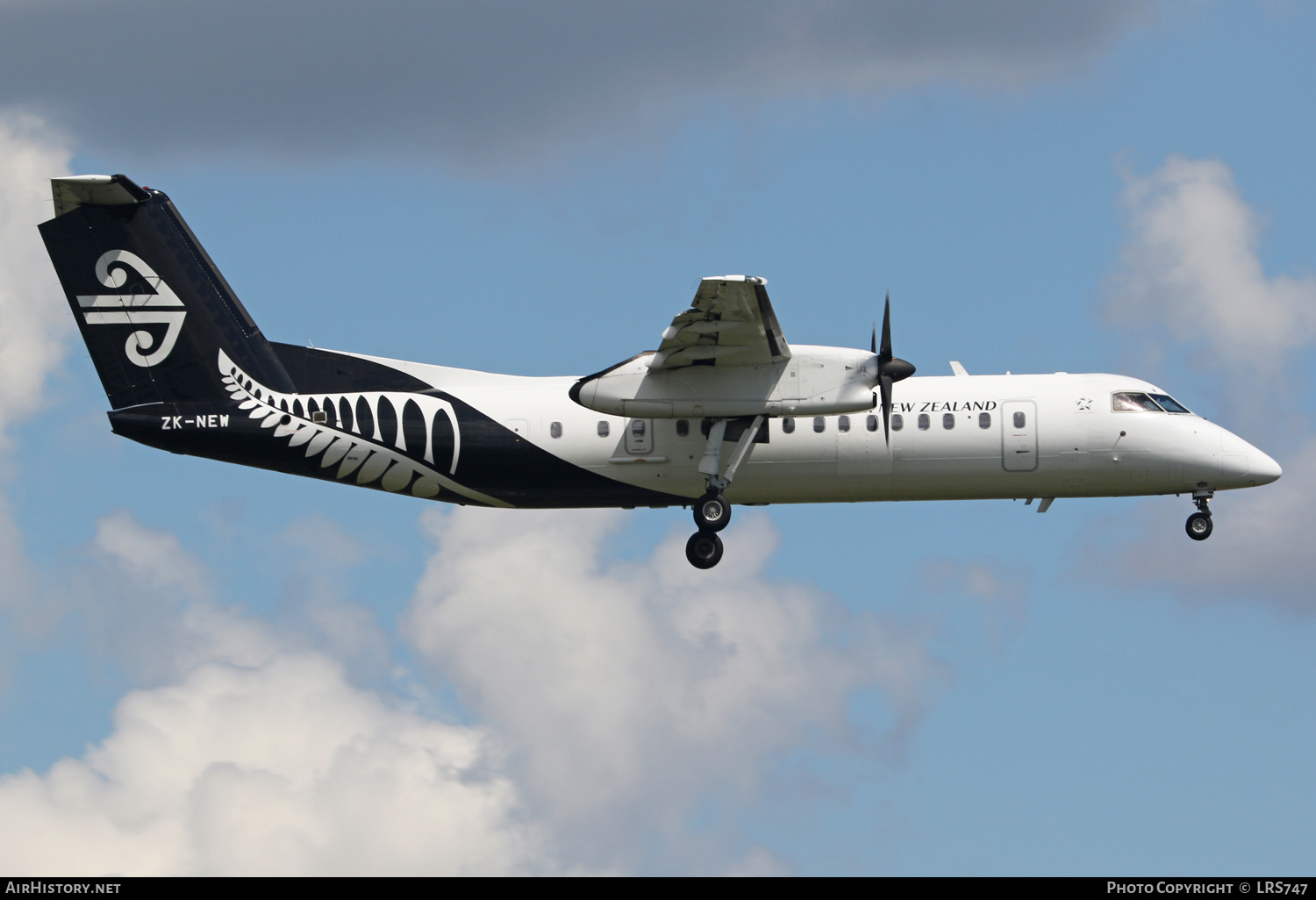 Aircraft Photo of ZK-NEW | Bombardier DHC-8-311Q Dash 8 | Air New Zealand | AirHistory.net #543841