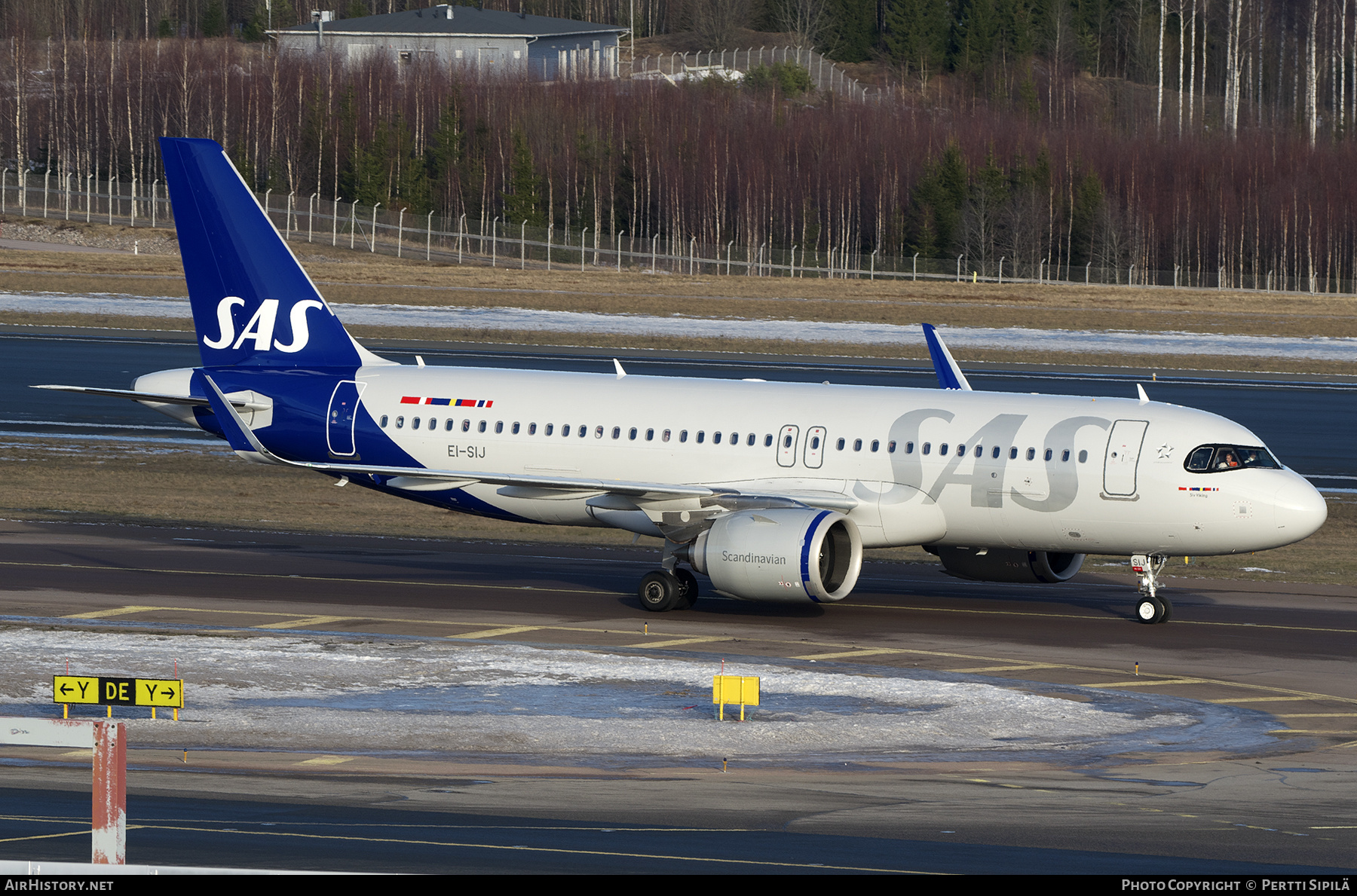 Aircraft Photo of EI-SIJ | Airbus A320-251N | Scandinavian Airlines - SAS | AirHistory.net #543883