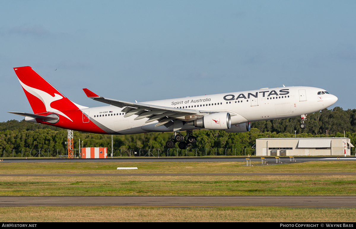 Aircraft Photo of VH-EBM | Airbus A330-202 | Qantas | AirHistory.net #543890