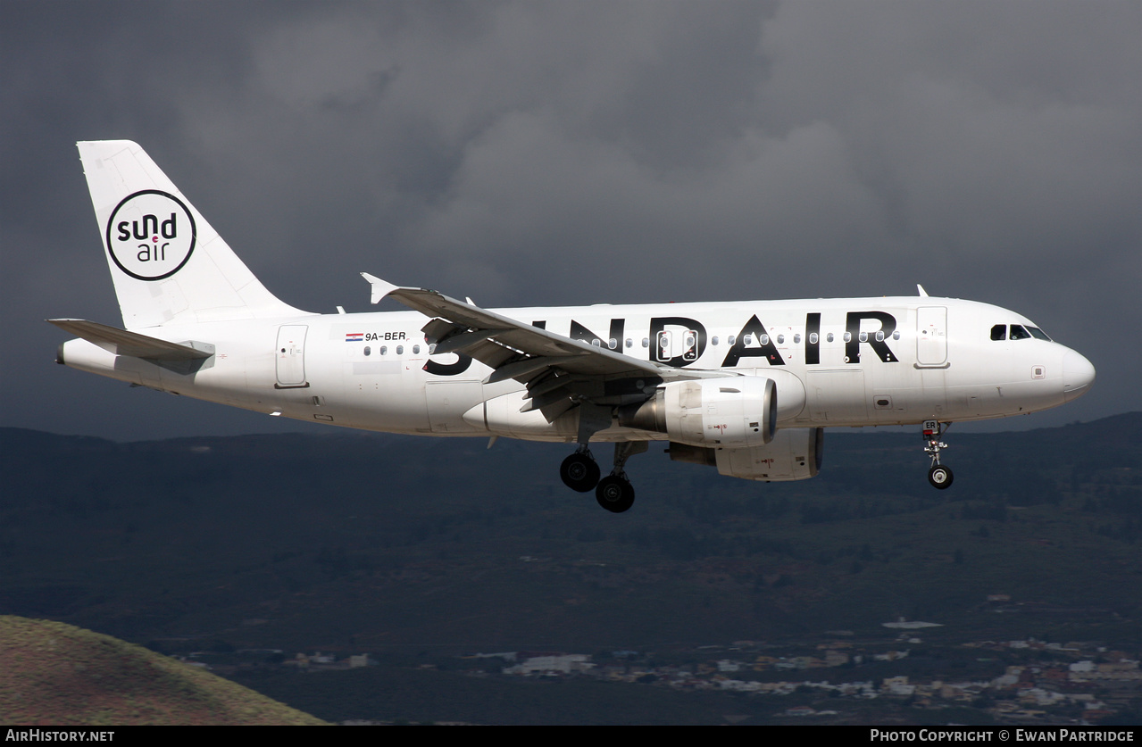Aircraft Photo of 9A-BER | Airbus A319-112 | Sundair | AirHistory.net #543909