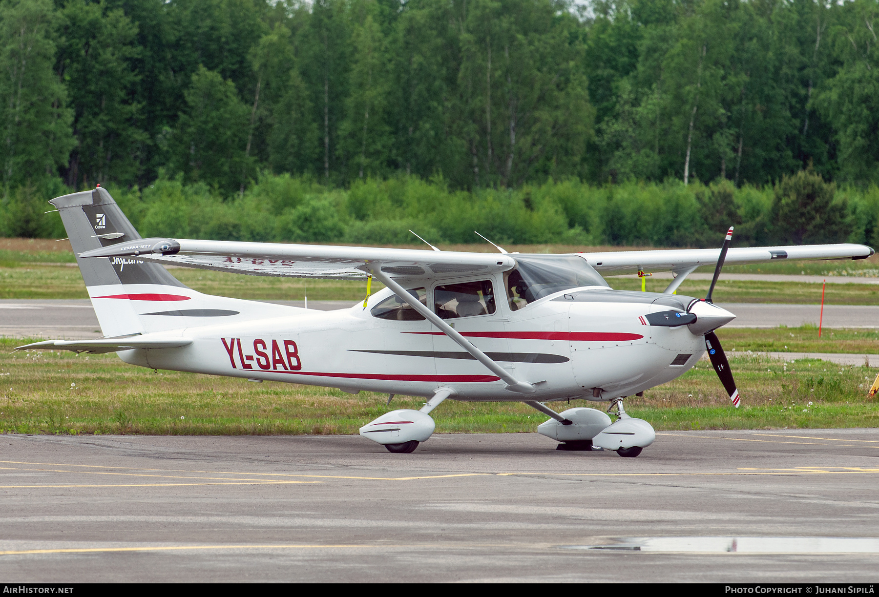 Aircraft Photo of YL-SAB | Cessna 182T Skylane | AirHistory.net #544000