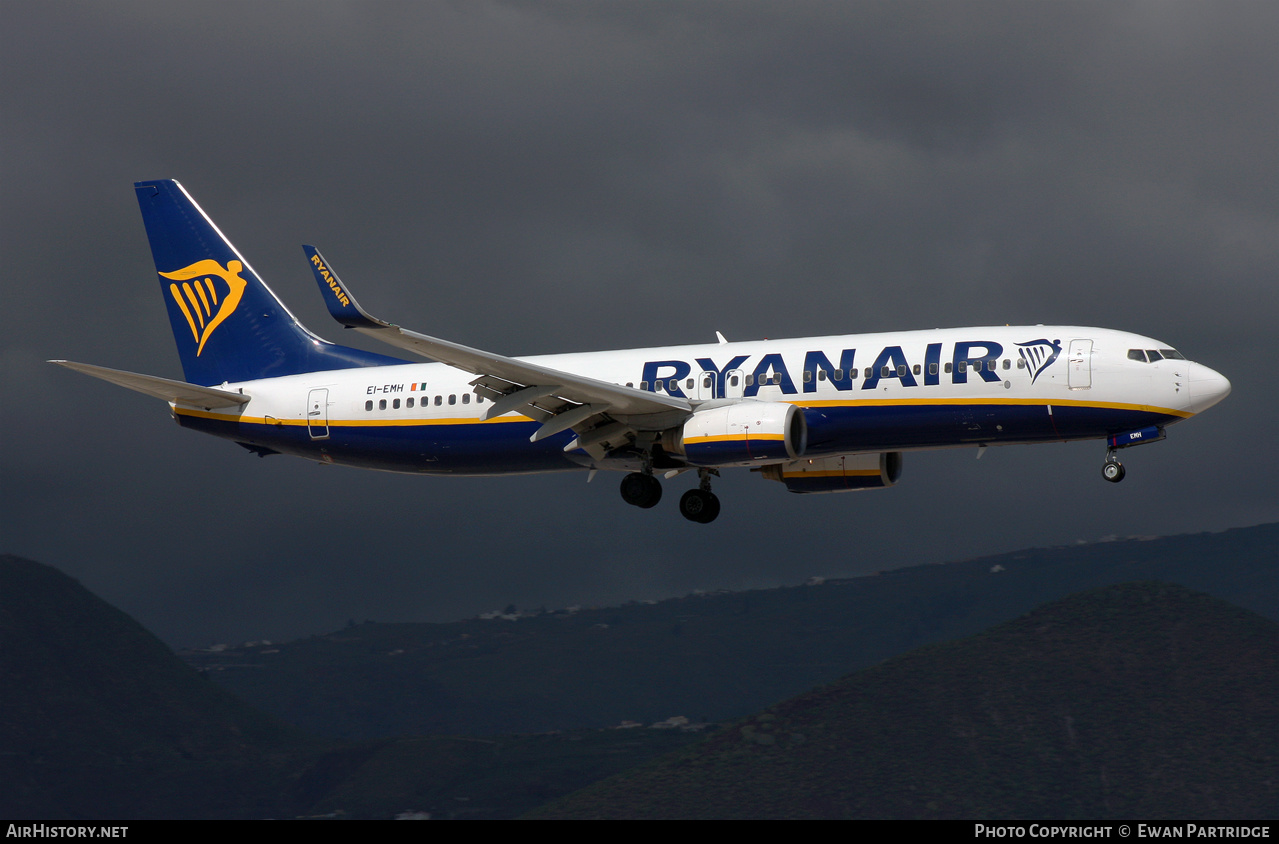 Aircraft Photo of EI-EMH | Boeing 737-8AS | Ryanair | AirHistory.net #544021