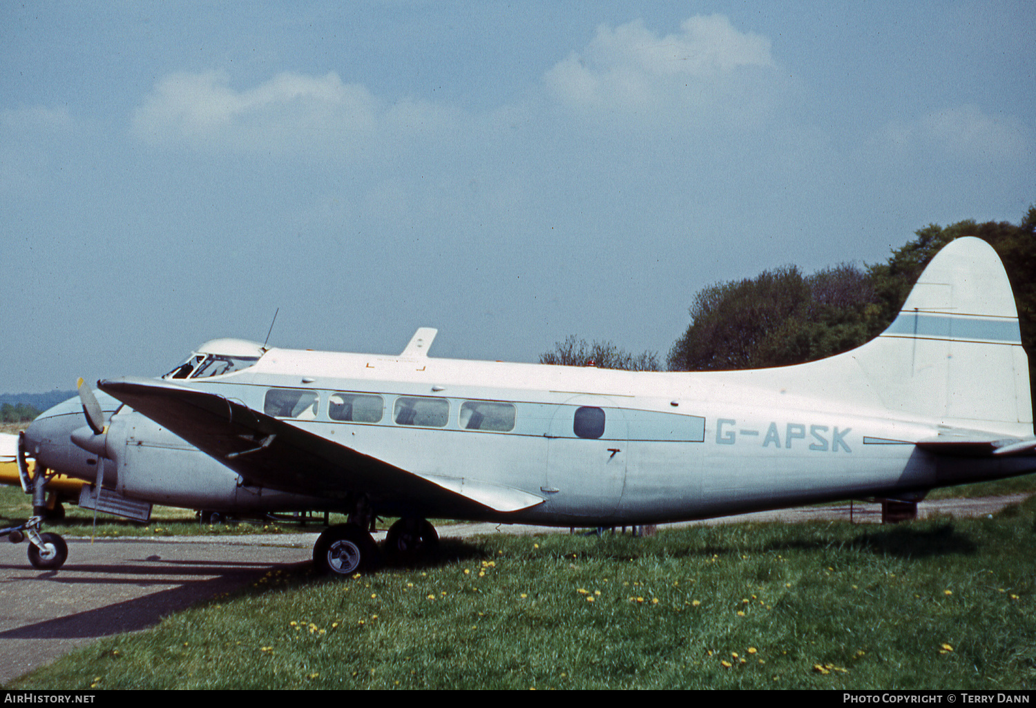 Aircraft Photo of G-APSK | De Havilland D.H. 104 Dove 5 | AirHistory.net #544025