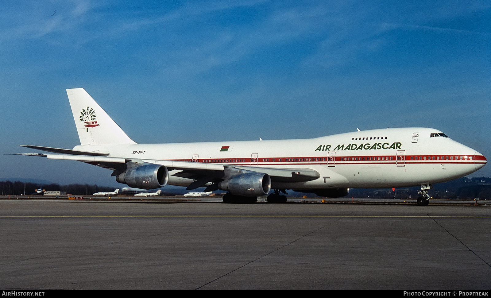 Aircraft Photo of 5R-MFT | Boeing 747-2B2BM | Air Madagascar | AirHistory.net #544159
