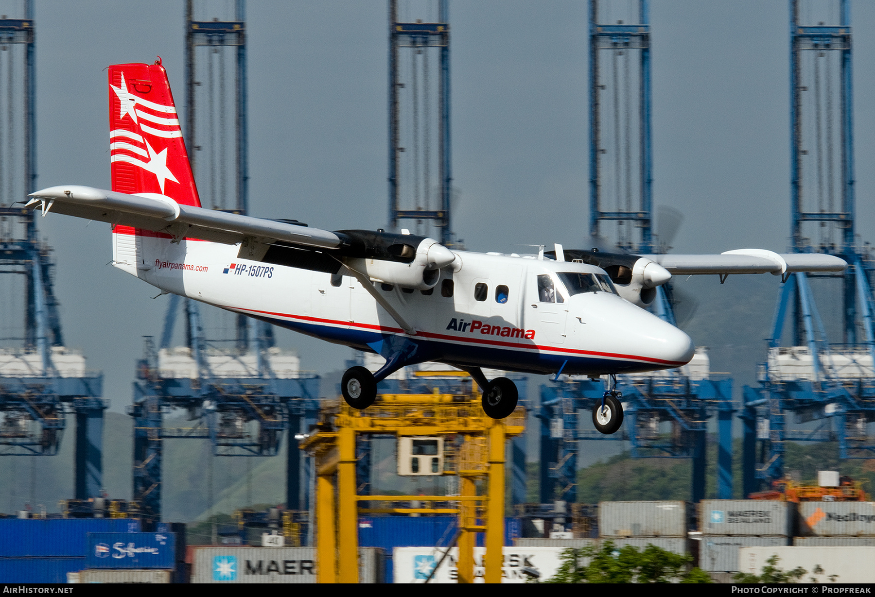 Aircraft Photo of HP-1507PS | De Havilland Canada DHC-6-300 Twin Otter | Air Panamá | AirHistory.net #544160