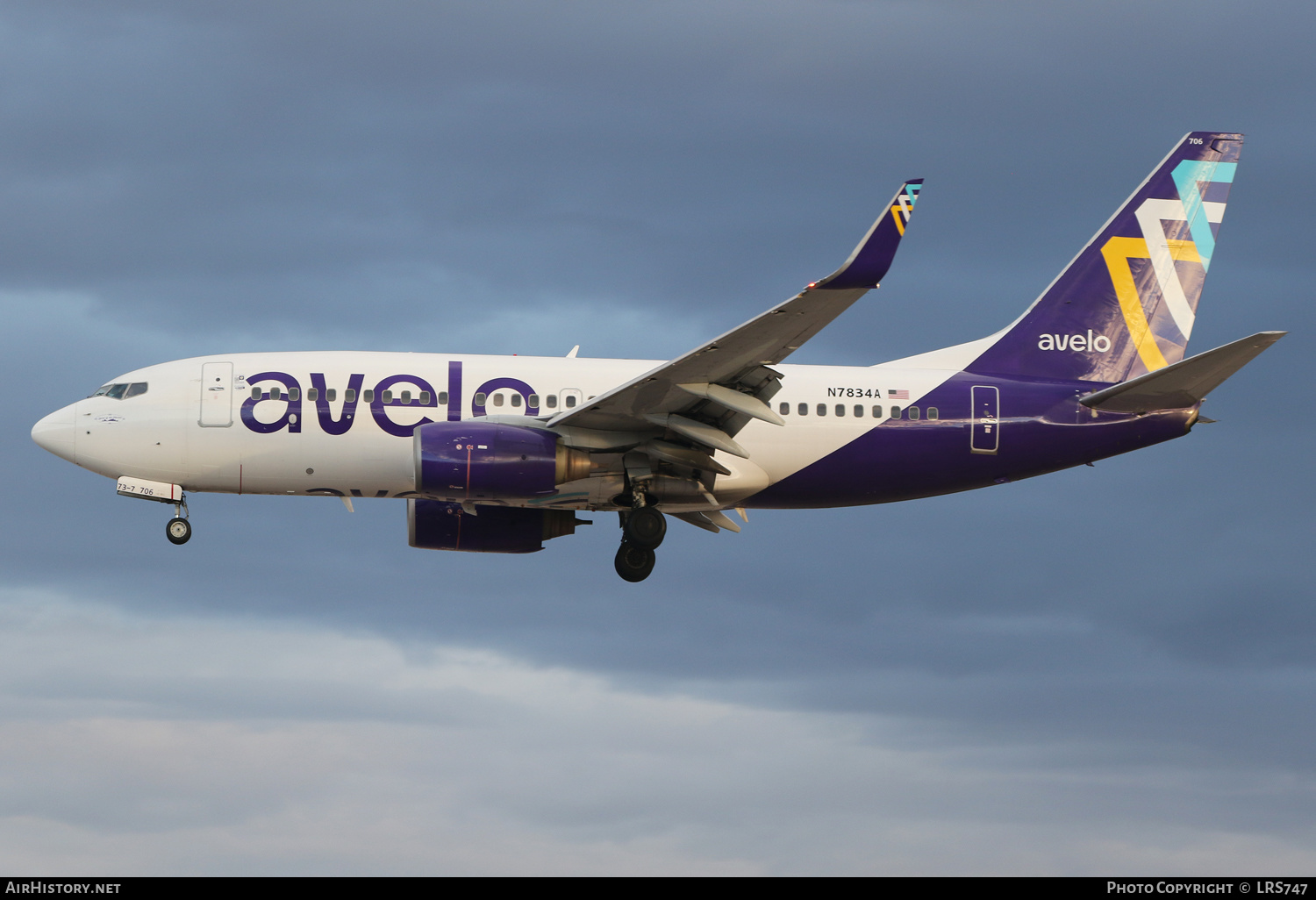 Aircraft Photo of N7834A | Boeing 737-752 | Avelo Airlines | AirHistory.net #544196
