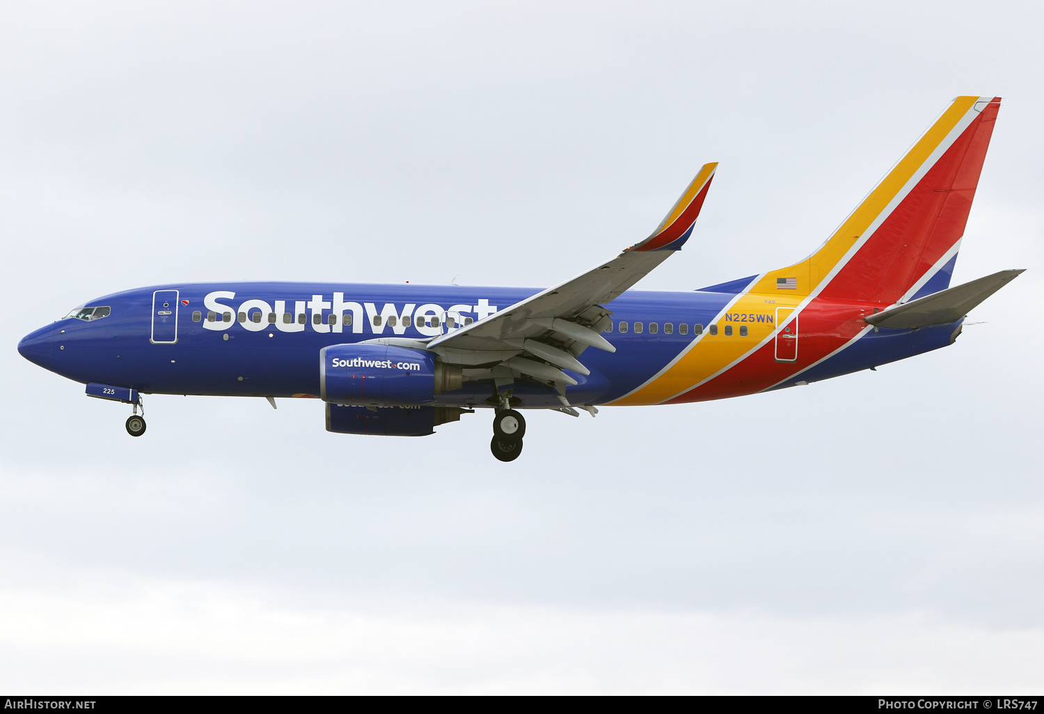 Aircraft Photo of N225WN | Boeing 737-7H4 | Southwest Airlines | AirHistory.net #544286