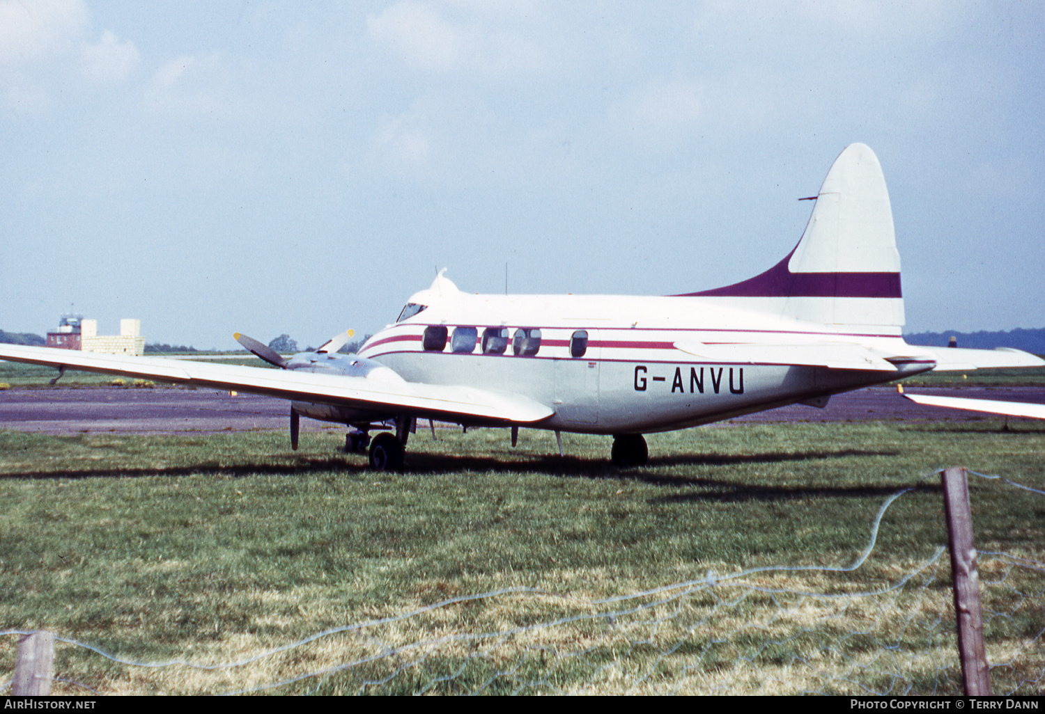 Aircraft Photo of G-ANVU | De Havilland D.H. 104 Dove 1B | AirHistory.net #544312