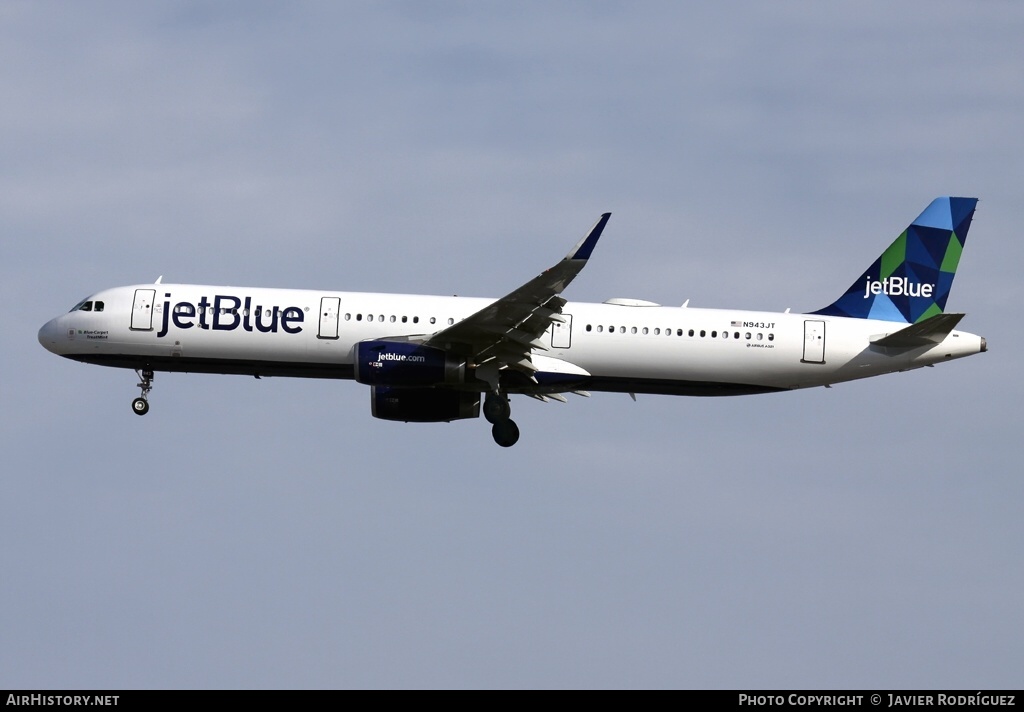 Aircraft Photo of N943JT | Airbus A321-231 | JetBlue Airways | AirHistory.net #544398