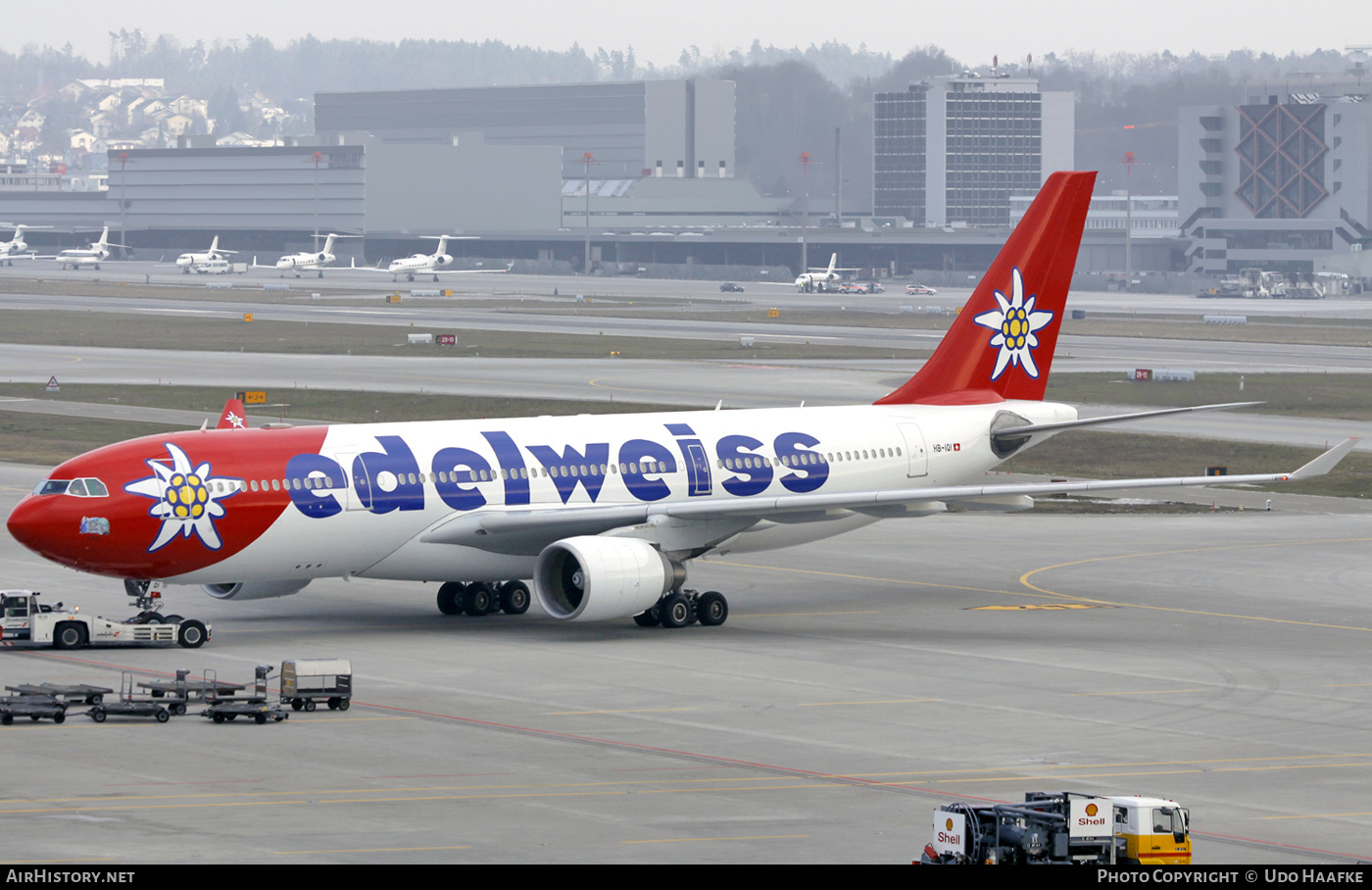 Aircraft Photo of HB-IQI | Airbus A330-223 | Edelweiss Air | AirHistory.net #544433