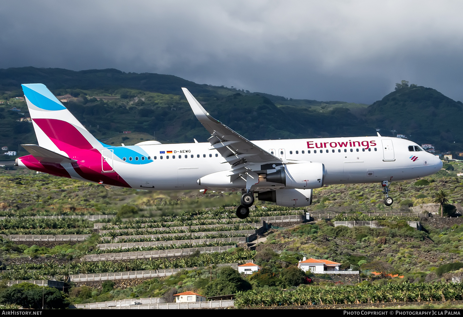 Aircraft Photo of D-AEWG | Airbus A320-214 | Eurowings | AirHistory.net #544506