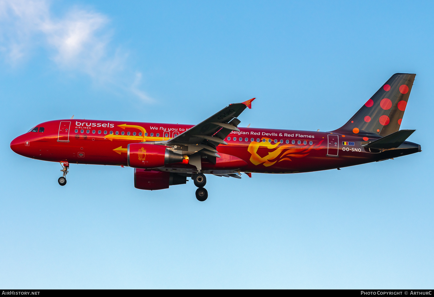 Aircraft Photo of OO-SNO | Airbus A320-214 | Brussels Airlines | AirHistory.net #544526