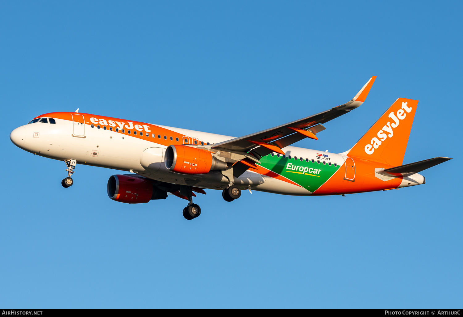 Aircraft Photo of OE-IVT | Airbus A320-214 | EasyJet | AirHistory.net #544533