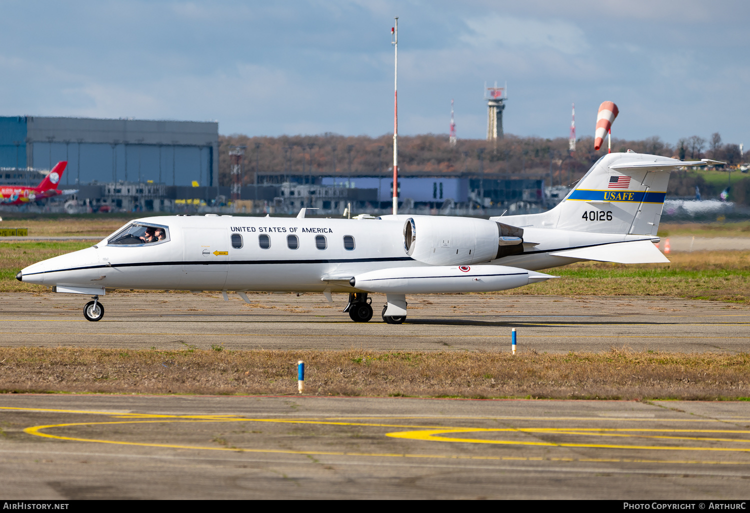Aircraft Photo of 84-0126 / 40126 | Gates Learjet C-21A (35A) | USA - Air Force | AirHistory.net #544568