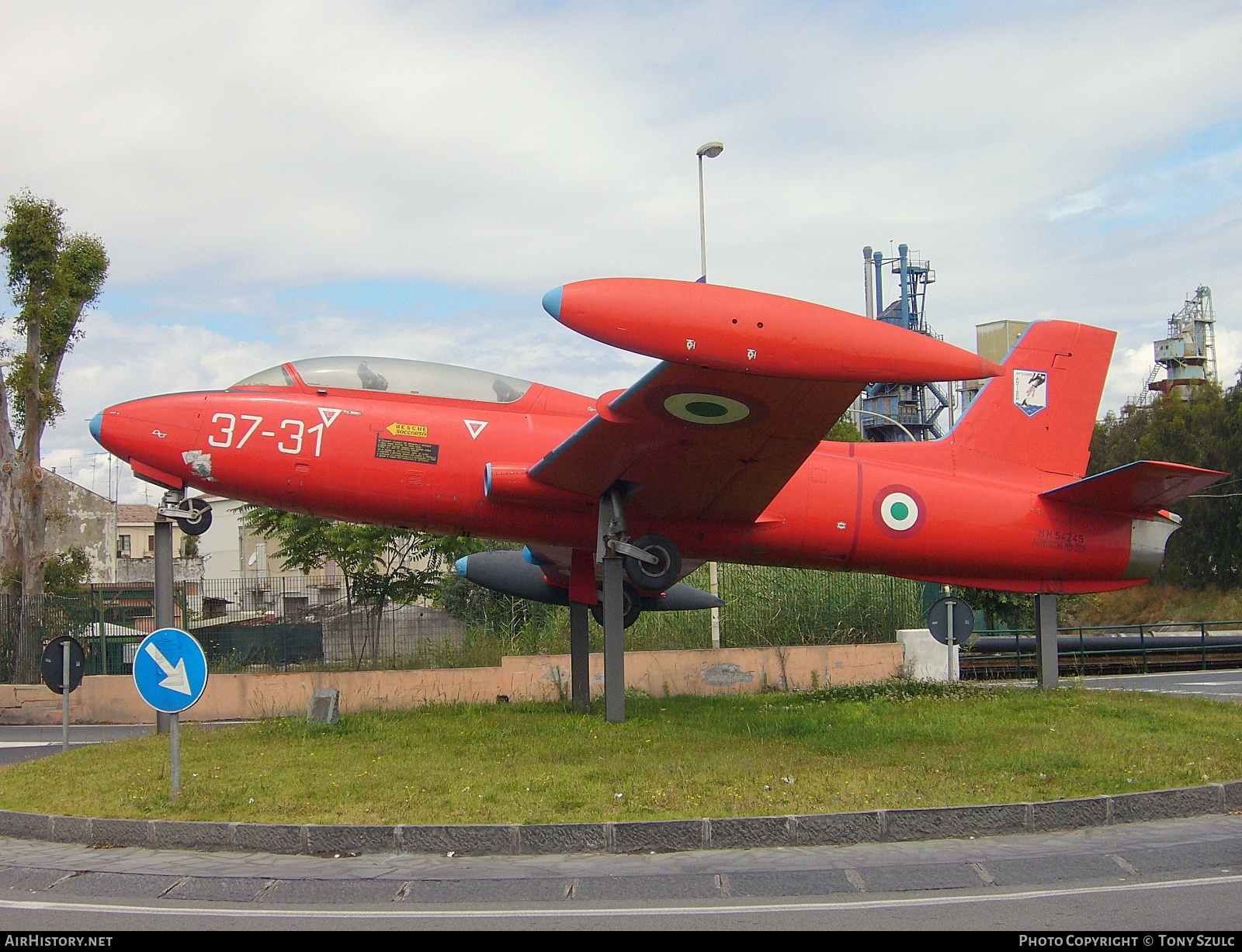 Aircraft Photo of MM54245 | Aermacchi MB-326E | Italy - Air Force | AirHistory.net #544604