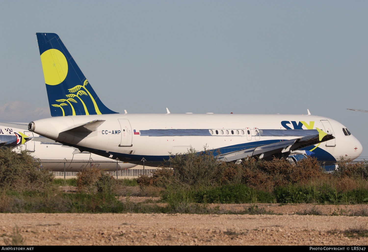 Aircraft Photo of CC-AMP | Airbus A319-112 | Sky Airline | AirHistory.net #544668