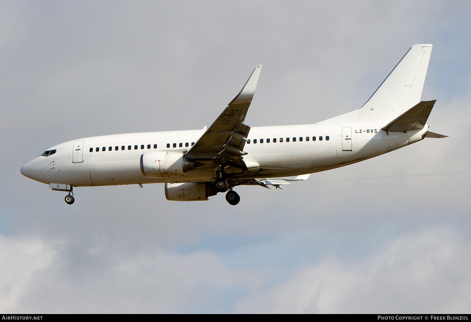 Aircraft Photo of LZ-BVS | Boeing 737-3H4 | Bul Air | AirHistory.net #544794