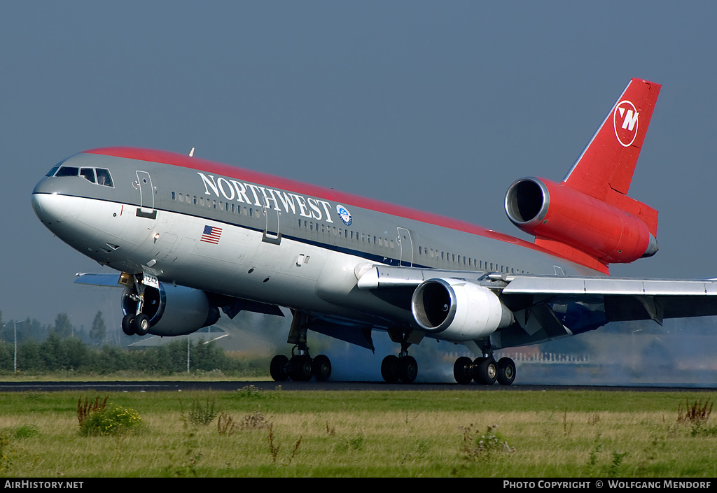 Aircraft Photo of N242NW | McDonnell Douglas DC-10-30 | Northwest Airlines | AirHistory.net #544876