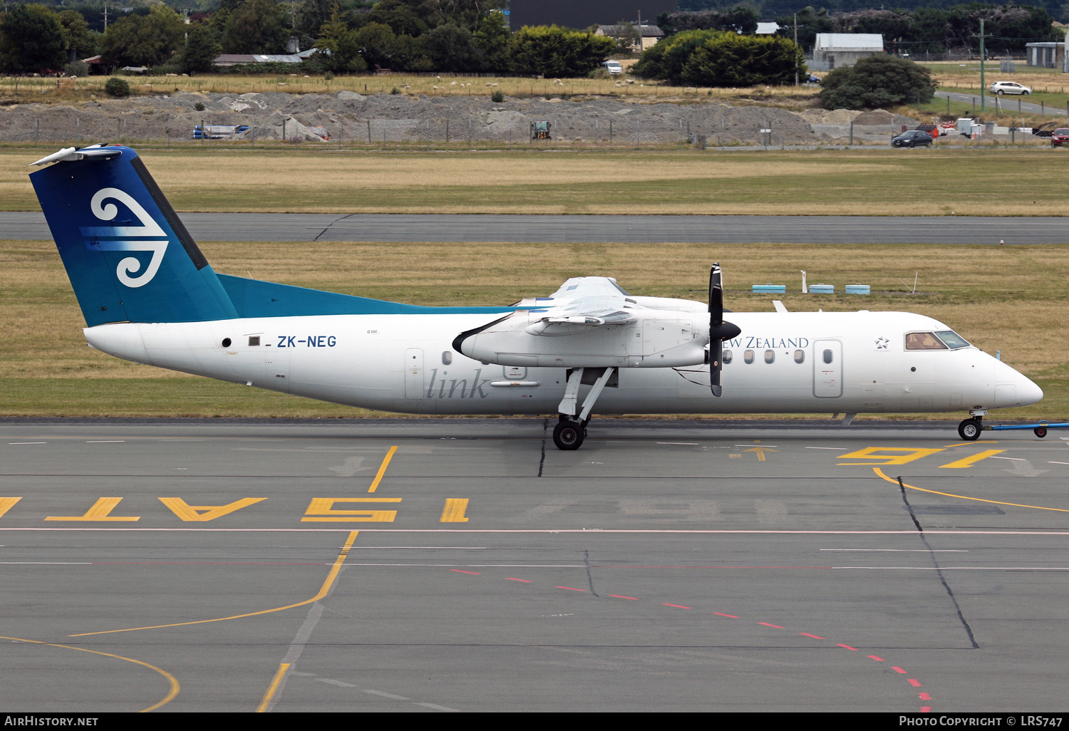 Aircraft Photo of ZK-NEG | Bombardier DHC-8-311Q Dash 8 | Air New Zealand Link | AirHistory.net #544904