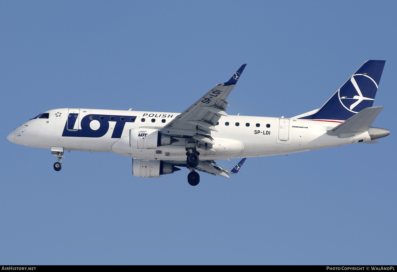 Aircraft Photo of SP-LDI | Embraer 170LR (ERJ-170-100LR) | LOT Polish Airlines - Polskie Linie Lotnicze | AirHistory.net #544980