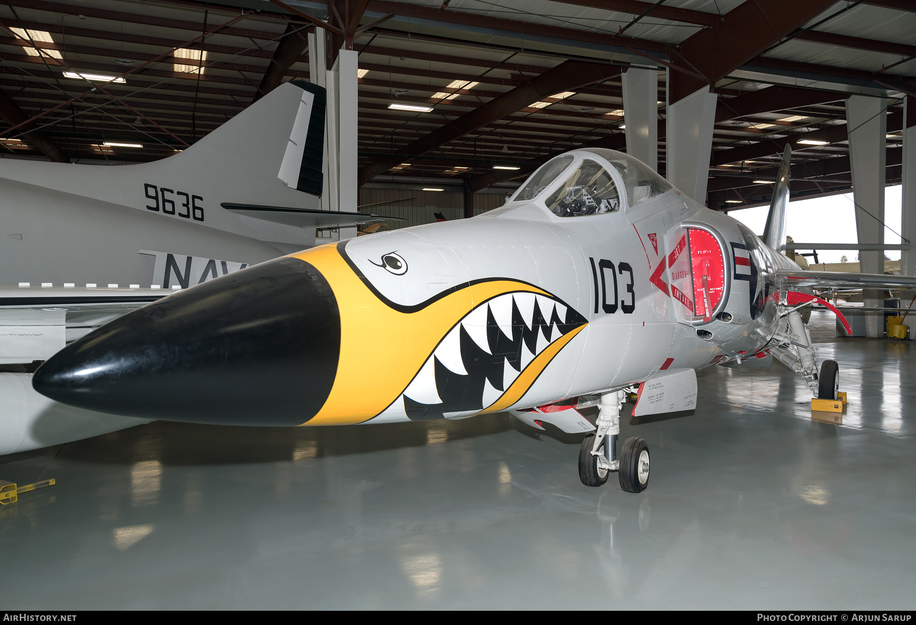Aircraft Photo of 141735 | Grumman F-11 Tiger (G-98/F11F) | USA - Navy | AirHistory.net #545014