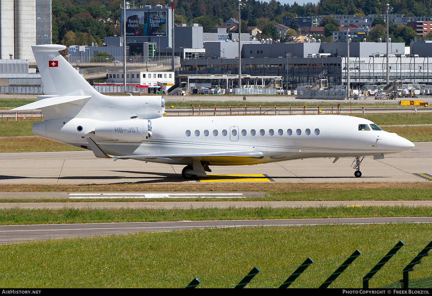 Aircraft Photo of HB-JST | Dassault Falcon 7X | AirHistory.net #545145