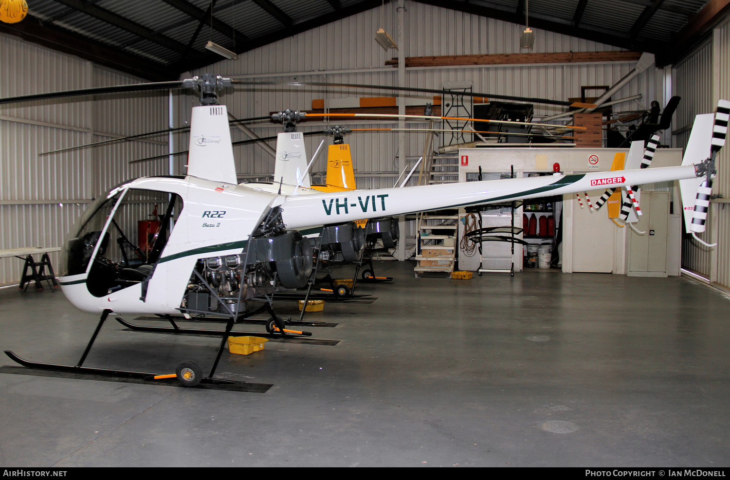 Aircraft Photo of VH-VIT | Robinson R-22 Beta II | AirHistory.net #545180