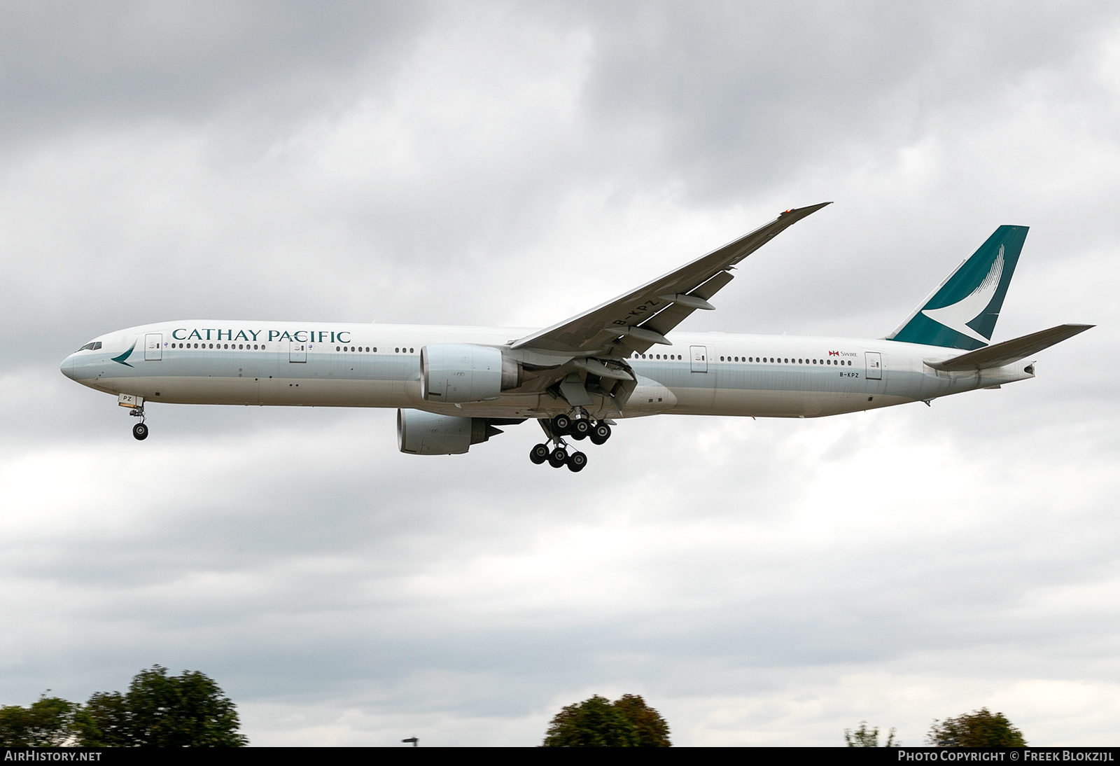 Aircraft Photo of B-KPZ | Boeing 777-367/ER | Cathay Pacific Airways | AirHistory.net #545251