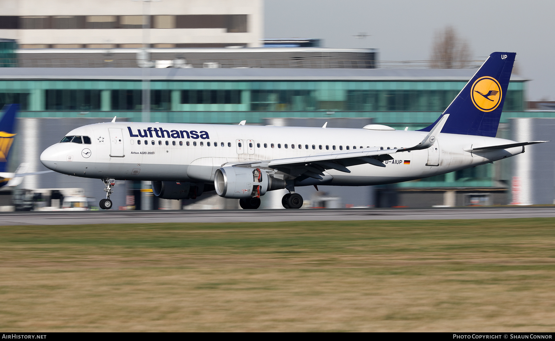 Aircraft Photo of D-AIUP | Airbus A320-214 | Lufthansa | AirHistory.net #545505