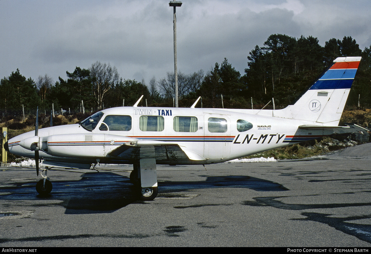 Aircraft Photo of LN-MTY | Piper PA-31-310 Navajo C | Twin Taxi | AirHistory.net #545661