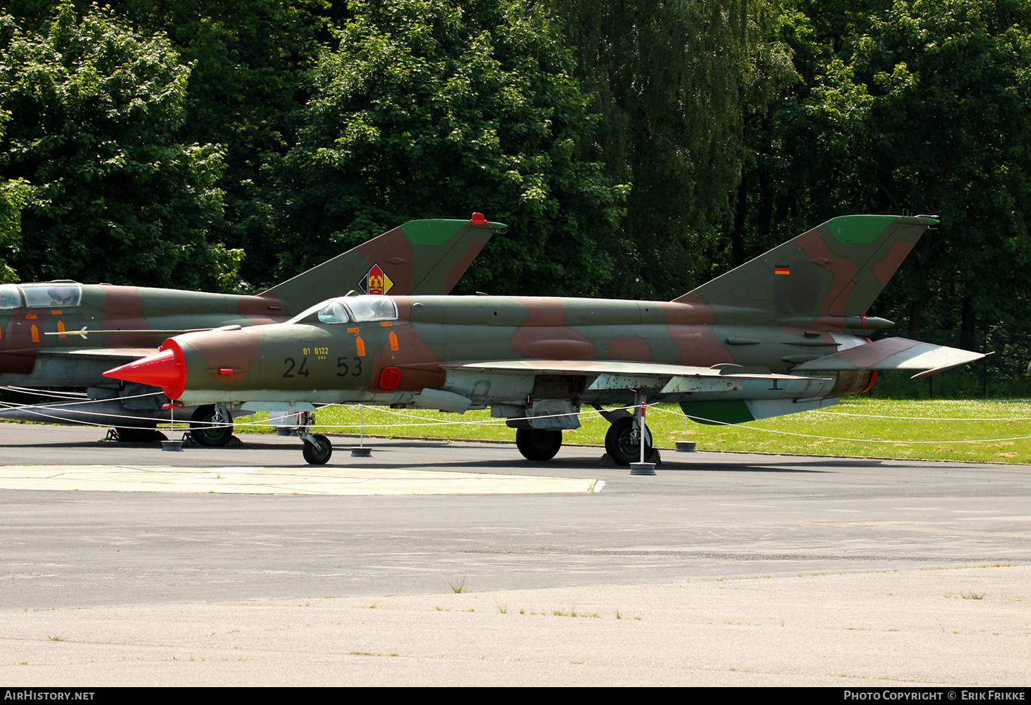 Aircraft Photo of 2453 | Mikoyan-Gurevich MiG-21bis | East Germany - Air Force | AirHistory.net #545673