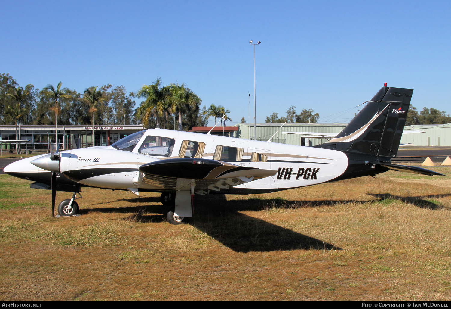 Aircraft Photo of VH-PGK | Piper PA-34-220T Seneca III | AirHistory.net #545697