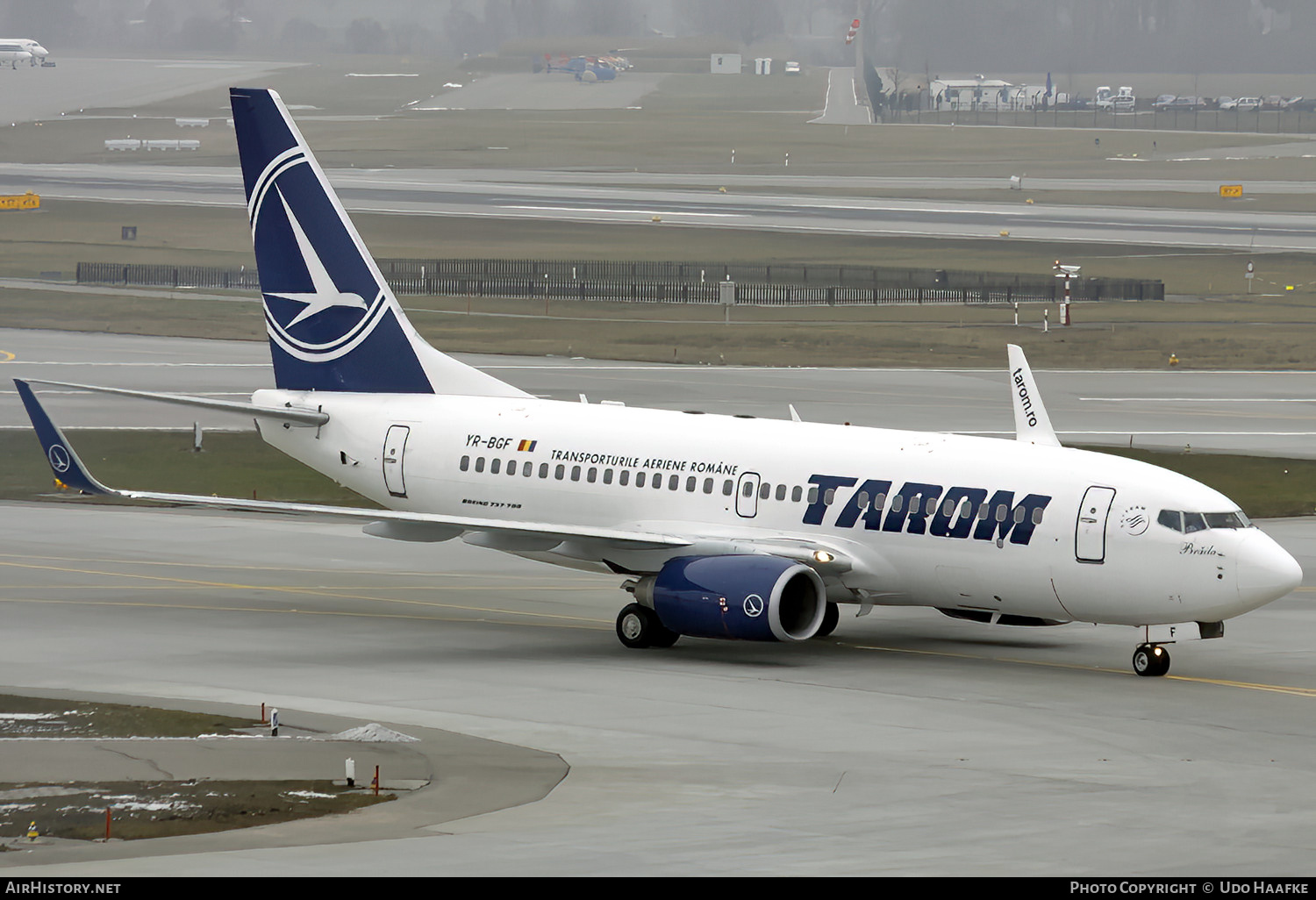 Aircraft Photo of YR-BGF | Boeing 737-78J | TAROM - Transporturile Aeriene Române | AirHistory.net #545764