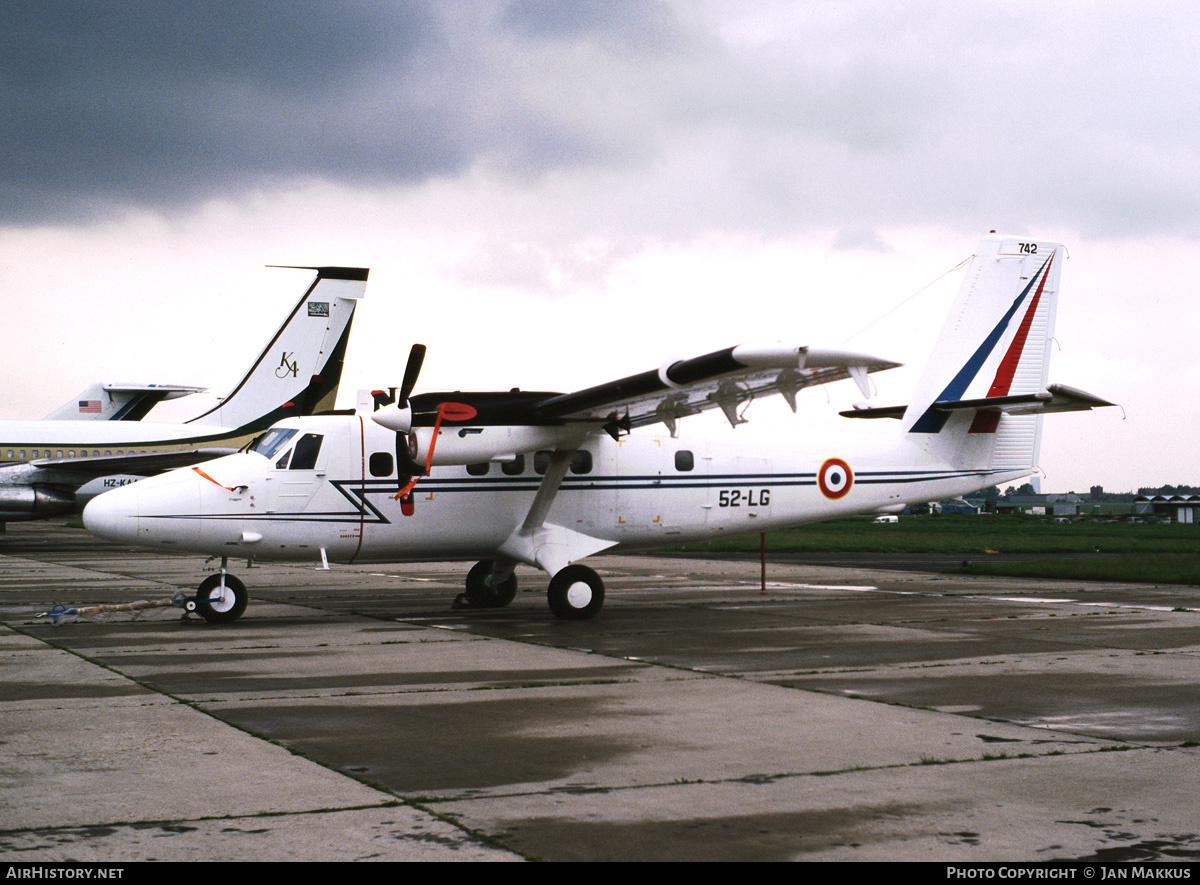 Aircraft Photo of 742 | De Havilland Canada DHC-6-300 Twin Otter | France - Air Force | AirHistory.net #545778