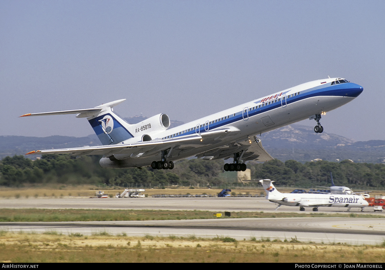 Aircraft Photo of RA-85819 | Tupolev Tu-154M | Yamal Airlines | AirHistory.net #545858