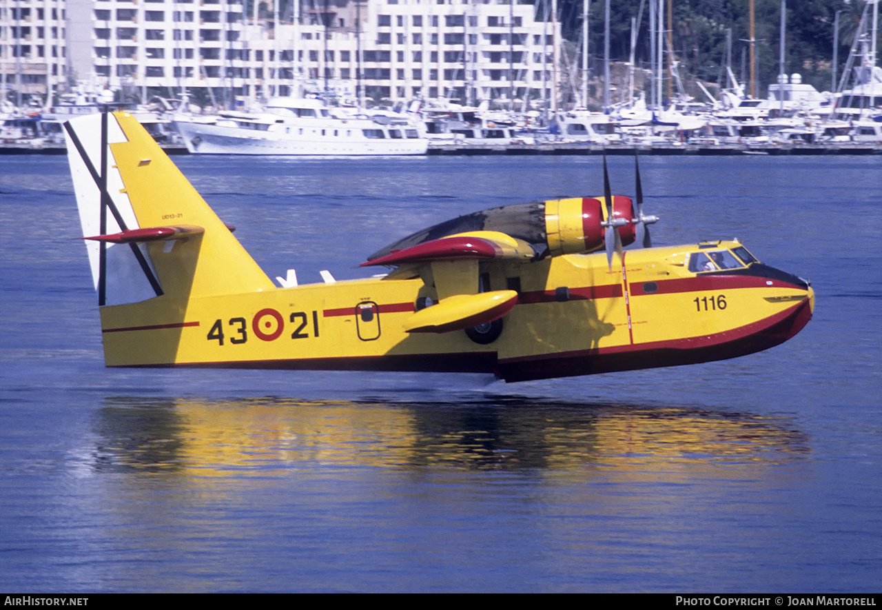 Aircraft Photo of UD.13-21 | Canadair CL-215-V (CL-215-1A10) | Spain - Air Force | AirHistory.net #545862