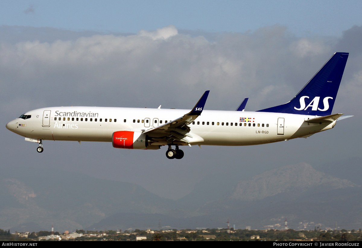 Aircraft Photo of LN-RGD | Boeing 737-86N | Scandinavian Airlines - SAS | AirHistory.net #545898
