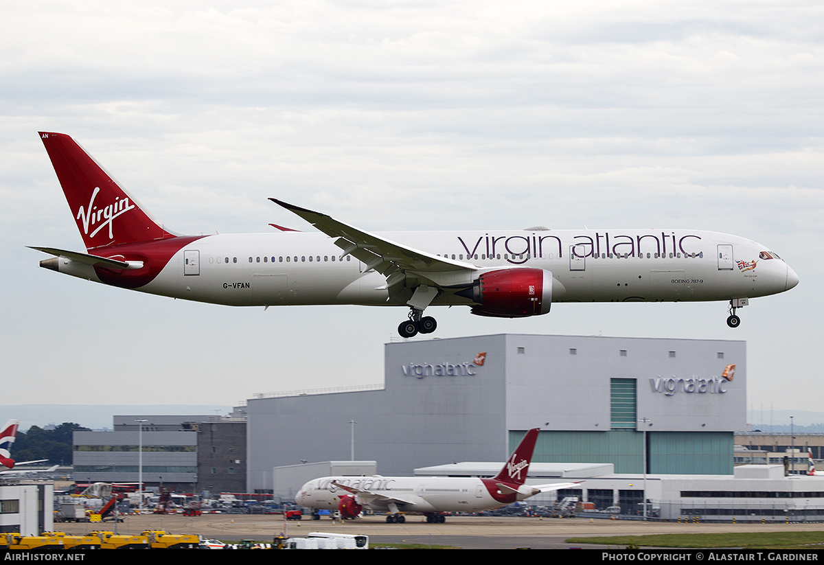 Aircraft Photo of G-VFAN | Boeing 787-9 Dreamliner | Virgin Atlantic Airways | AirHistory.net #546000