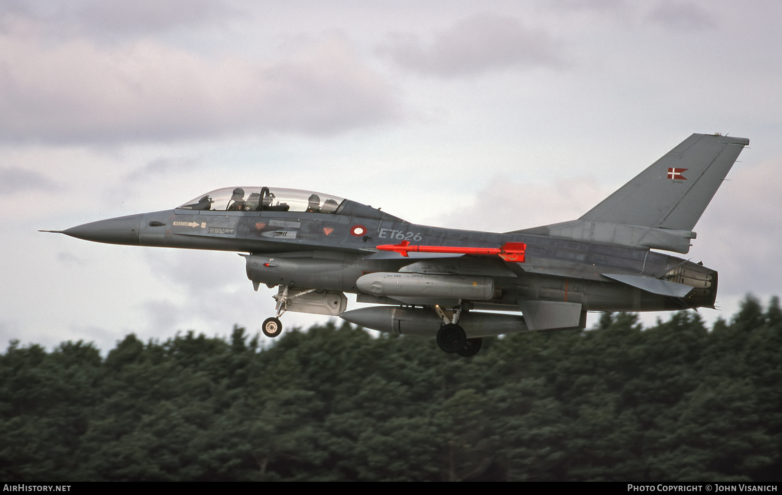 Aircraft Photo of ET-626 | General Dynamics F-16B Fighting Falcon | Denmark - Air Force | AirHistory.net #546044