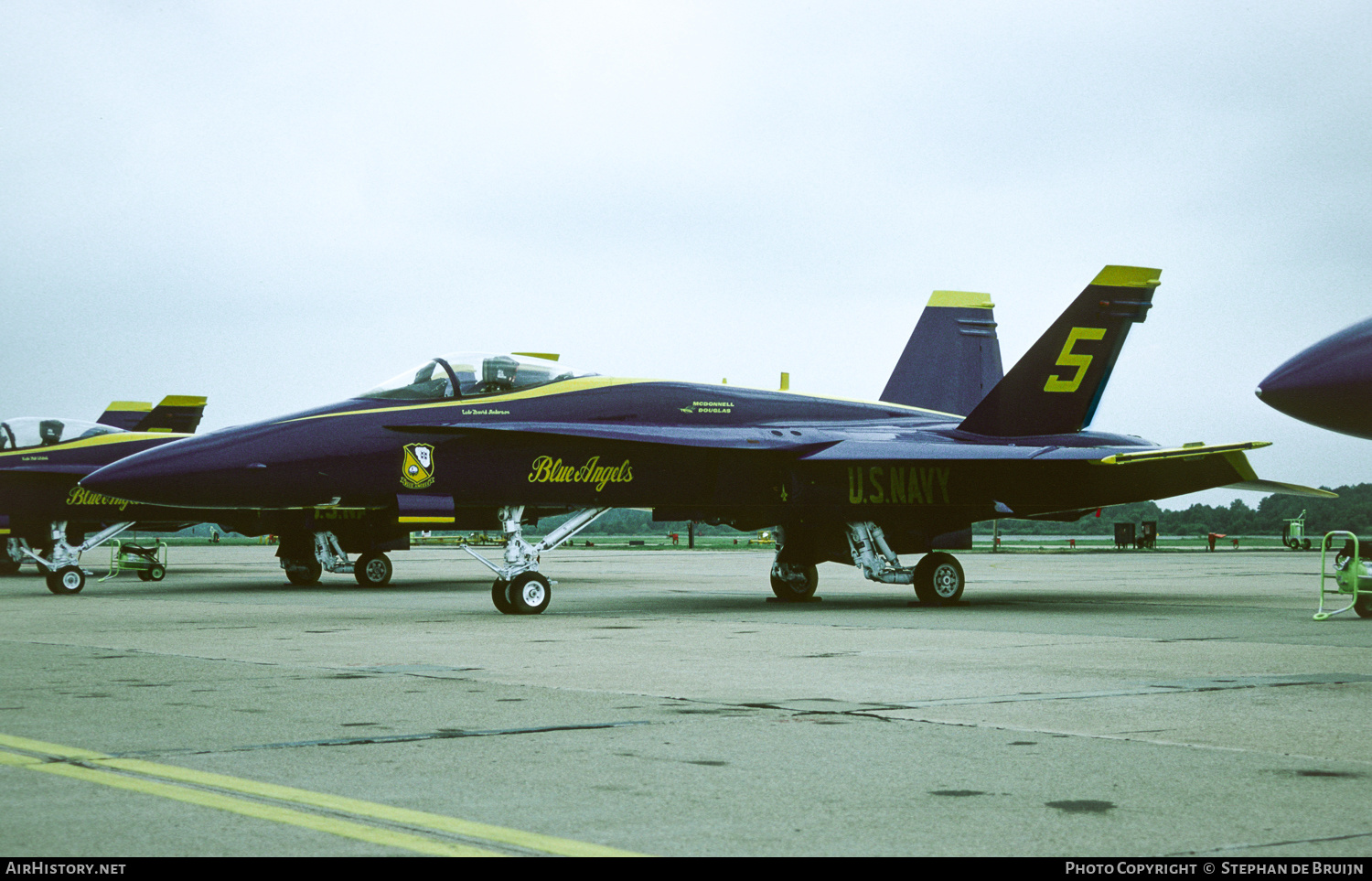 Aircraft Photo of 161520 | McDonnell Douglas F/A-18A Hornet | USA - Navy | AirHistory.net #546102