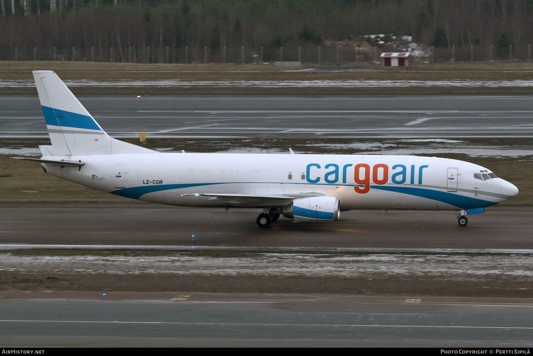 Aircraft Photo of LZ-CGW | Boeing 737-46J | Cargo Air | AirHistory.net #546131