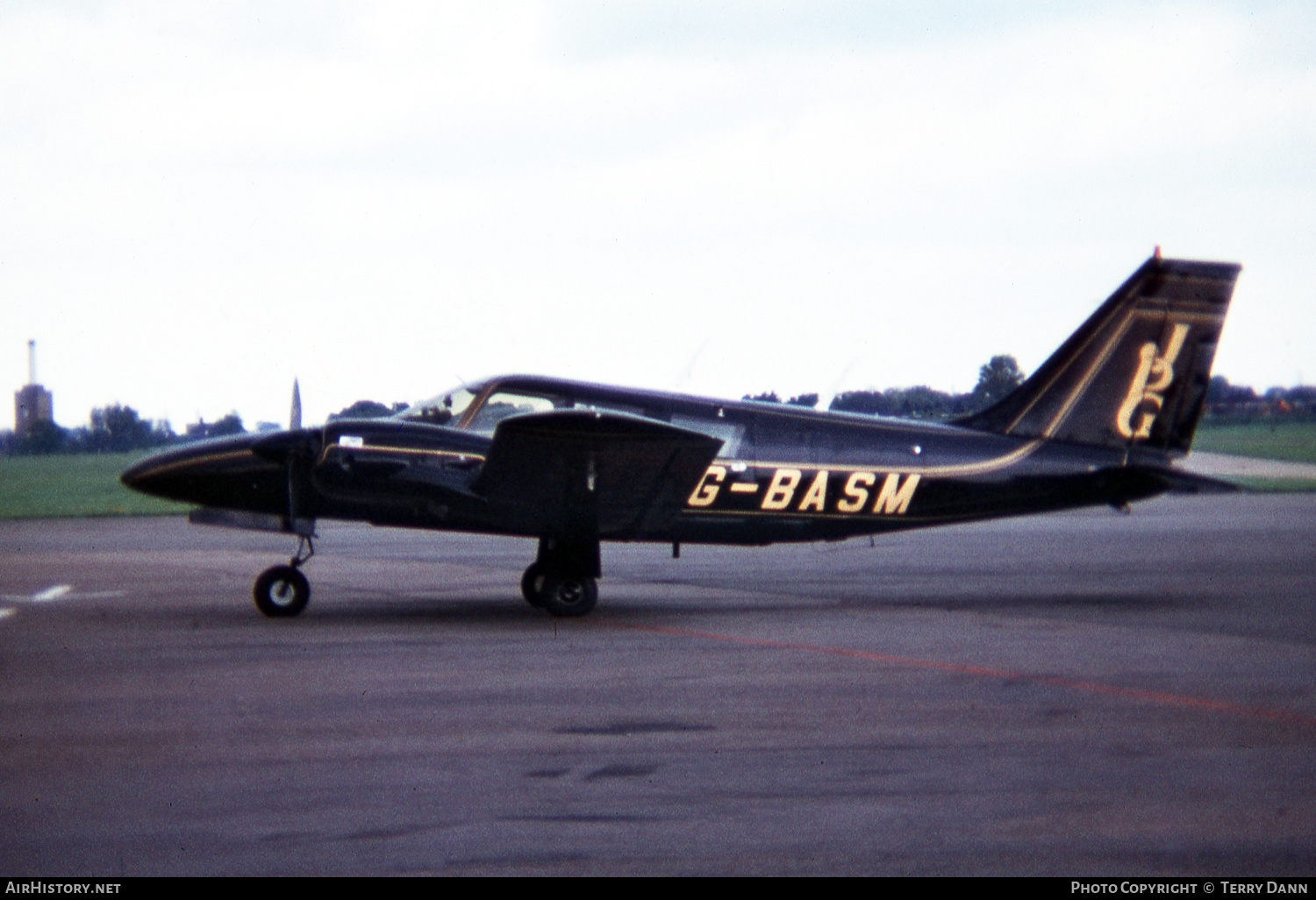 Aircraft Photo of G-BASM | Piper PA-34-200 Seneca | JPG - John Player Group | AirHistory.net #546145